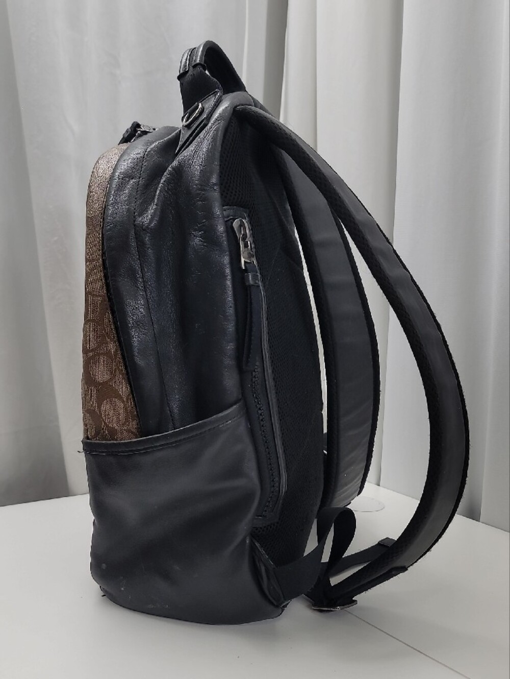 Coach Edge Backpack - Picture 4 of 15